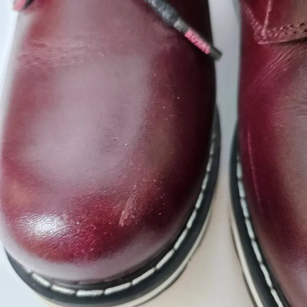 Royal Canadian Robson womens boots, burgundy leather. Size 7.